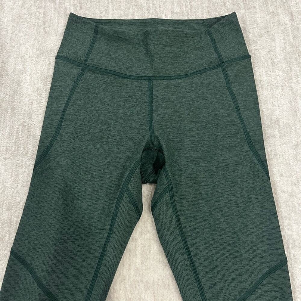 Outdoor Voices
Green 3/4 Warm Up Hunter - Xs Activewear Leggings - Picture 2 of 5